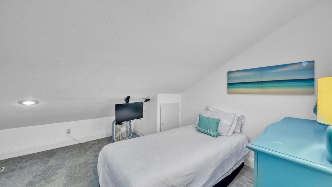 Crystal Villas 12B - Updated 2 Bedroom With Loft Beach Front Condo In The Heart Of Destin Kültér fotó